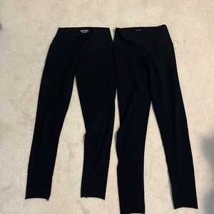 Aritzia leggings. Good condition smoke-free and pet free home.